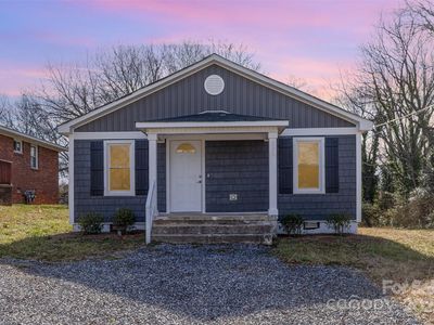 235 8th Avenue Dr SW