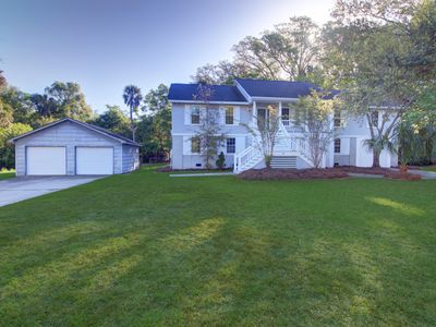 32 32nd Ave