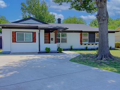 12220 Eunice St