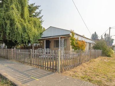 711 Getchell St