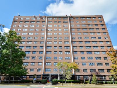 Property at 1225 Kennedy Blvd APT 5k, Bayonne, NJ