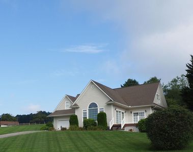 19 Lone Oak Ct