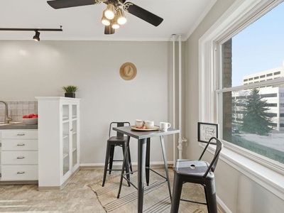 704 W 6th Ave APT 301