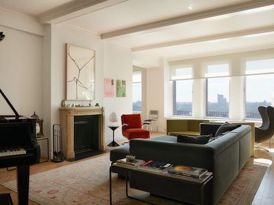 25 E End Ave #11E