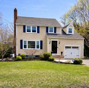 171 Hillside Ave