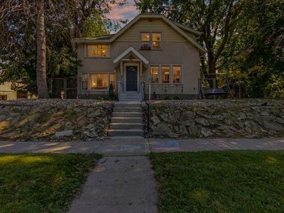 1462 Carroll Ave