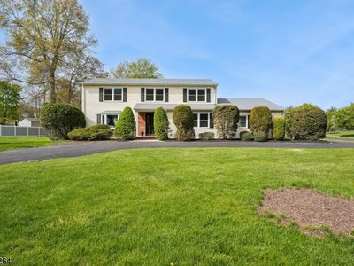 Property at 17 Fox Run Dr, East Hanover, NJ