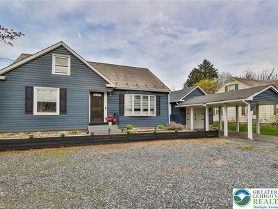 216 Young Rd