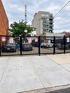 2875 W 16th St