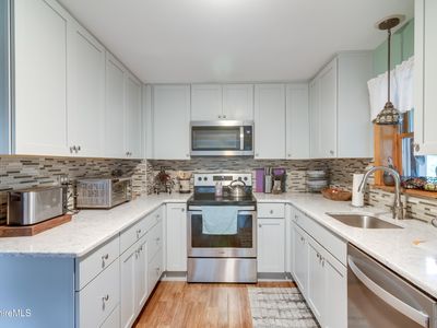 303 Onota St