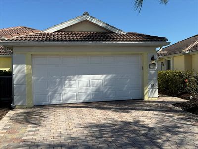 2121 Burgos Dr