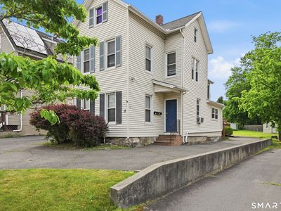 17 Lake Avenue