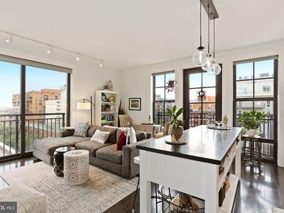 1011 M St NW Unit 703