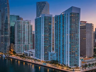 325 S Biscayne Blvd APT 2320