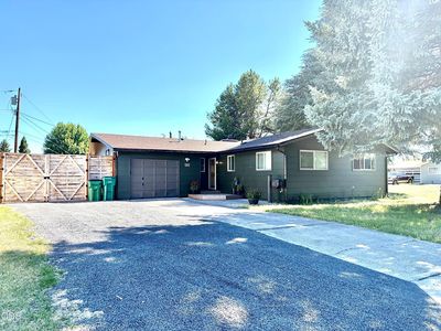 5624 Casa Way