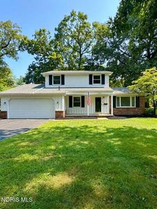 4805 Elm Pl