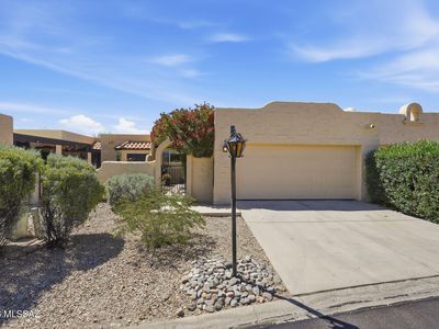 2431 W Calle Retana