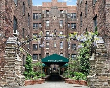 2 Grace Ct APT 3W