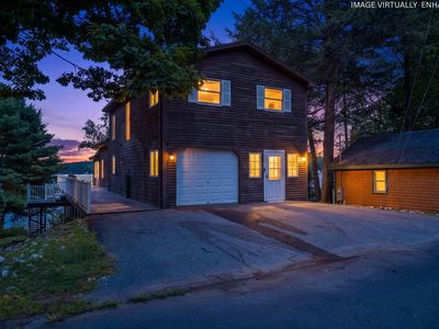 77 Whites Point Road