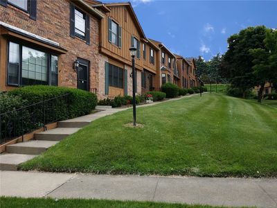 47 Huxley Way