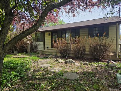 Property at 6300 Runyan Lake Rd, Fenton, MI