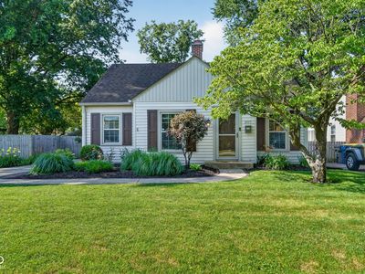 2417 Baur Dr