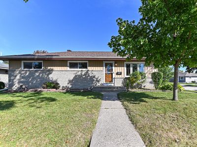 3614 East Kimberly AVENUE