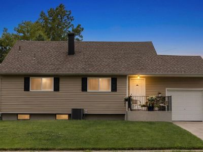 15 Plymouth Dr