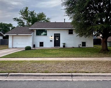 3322 W Shandon Ave