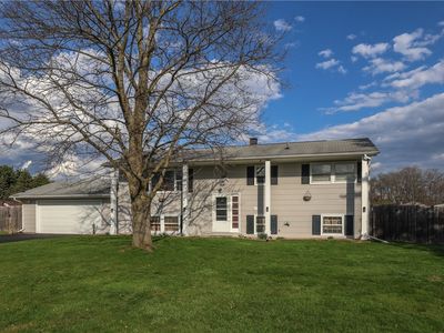 236 Robin Rd
