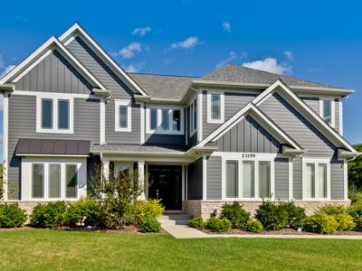 23199 N Sanctuary Club Dr