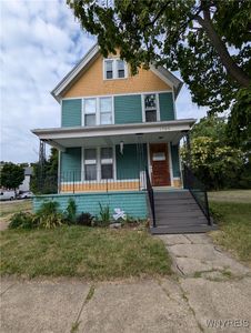1366 Michigan Ave
