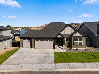 316 Snowgrass Ave
