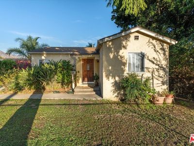 2548 Casitas Ave