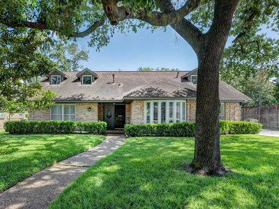 12302 Beauregard Dr