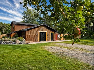 565 Cloverleaf Ln