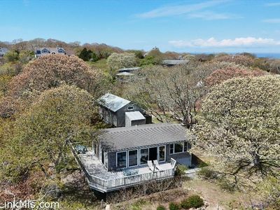393 Lighthouse Rd