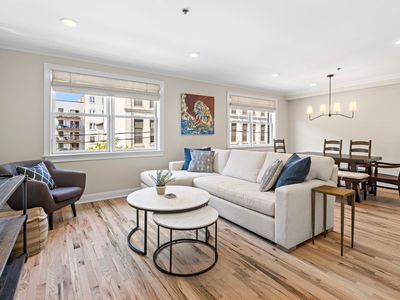 225 Clinton St APT 2