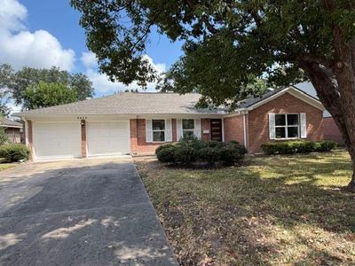 9506 Winsome Ln