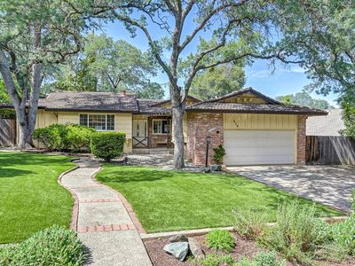 959 King George Way