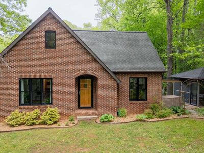 5060 Ridgeview Rd