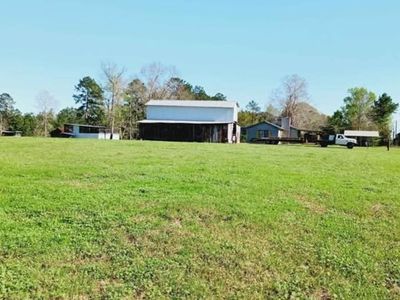 Property at 805 Hall Cir, Newton, TX
