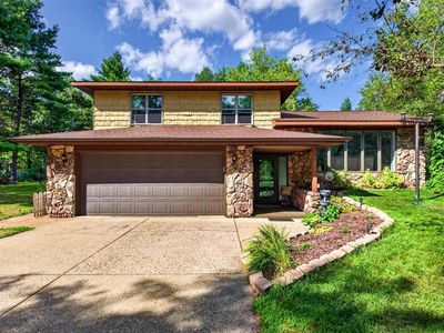 2430 MULBERRY CIRCLE