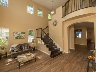 91-1083 Kaikohola St