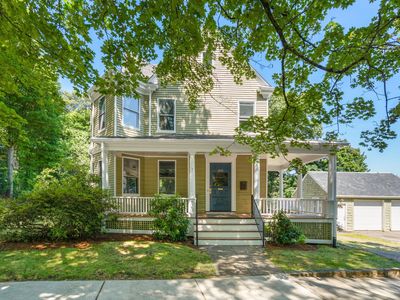 305 Central St