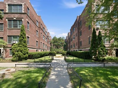 5551 S Kimbark Ave APT 14