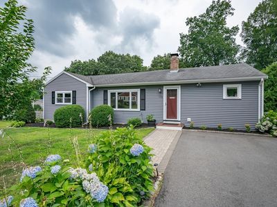 175 Edgewater Dr