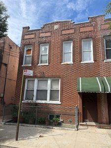 2427 Fuller Street