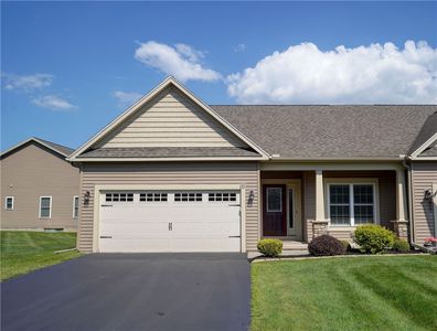 111 Golden Oaks Way