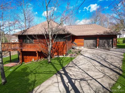 70 David Dr